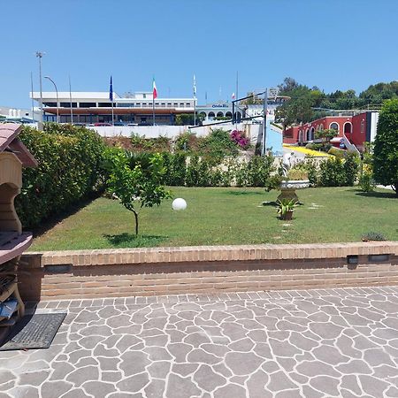 Vila La Sirenetta Tortoreto Exteriér fotografie